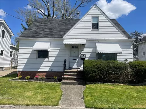 5095 Stanley Ave, Maple Heights, OH 44137