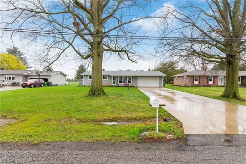 4862 Emalene Rd, Wooster, OH 44691