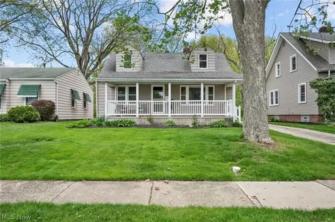 4261 Buckeye Ave, Willoughby, OH 44094