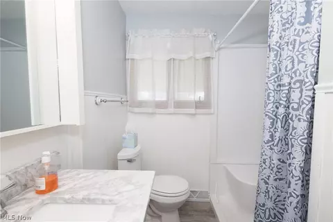 115 Elma Dr, Elyria, OH 44035 photo 5