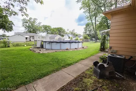 115 Elma Dr, Elyria, OH 44035 photo 27