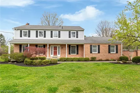 2641 Doug Ave, Hudson, OH 44236