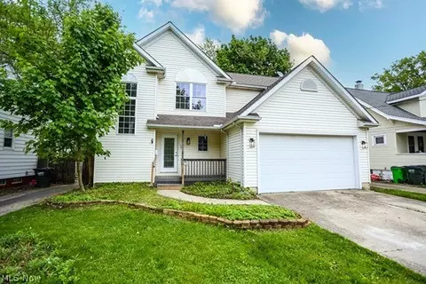 1721 Arbor St, Wickliffe, OH 44092