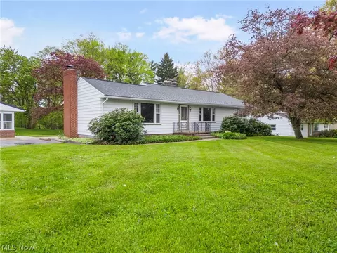 1212 Mcdowell St NE, Canton, OH 44721 photo 2