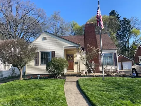 203 30th St NW, Canton, OH 44709