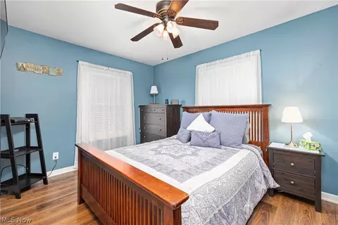 Bedroom - 256 E 293rd St, Willowick, OH 44095 photo 2 of 8
