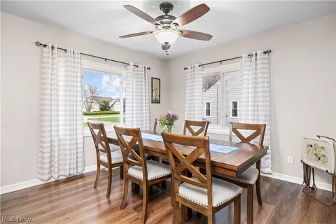 Dining - 256 E 293rd St, Willowick, OH 44095 photo 1 of 4