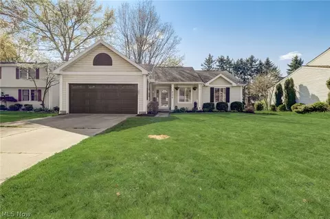 2170 Providence Blvd, Cuyahoga Falls, OH 44221