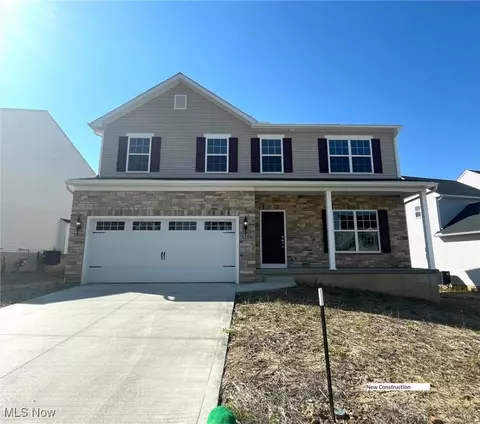 1254 Selena Grv, Uniontown, OH 44685