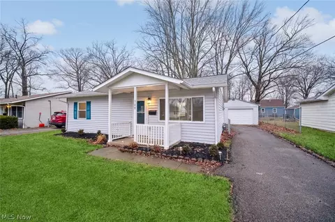 Exterior - 508 Denison Ave, Elyria, OH 44035 photo 2 of 6