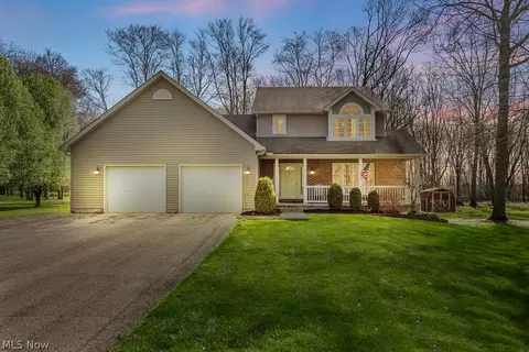 480 Royal Oak Cir, Sebring, OH 44672