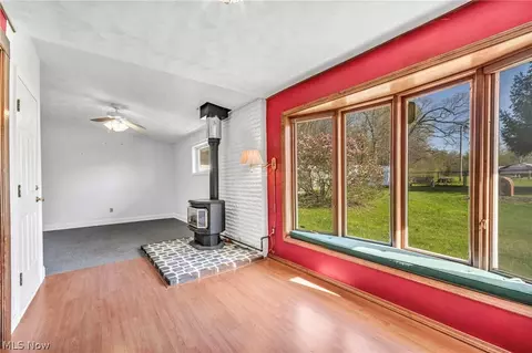 Living - 2028 E 42nd St, Lorain, OH 44055 photo 4 of 6