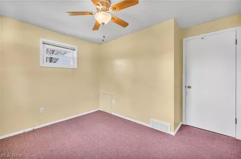 Bedroom - 2028 E 42nd St, Lorain, OH 44055 photo 10 of 10
