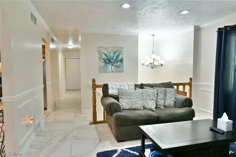 Living - 191 Heritage Dr, Beloit, OH 44609 photo 1 of 5