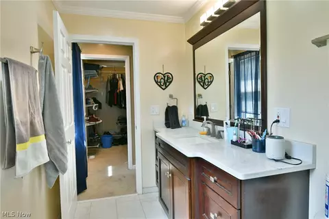 Bath - 191 Heritage Dr, Beloit, OH 44609 photo 2 of 7