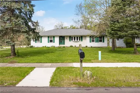10754 Webster Rd, Strongsville, OH 44136