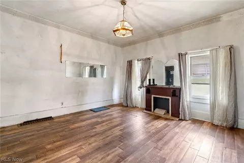 187 E 1st St, Mansfield, OH 44902 photo 4