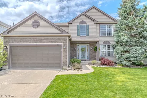 8894 Jordan Ct, North Ridgeville, OH 44039