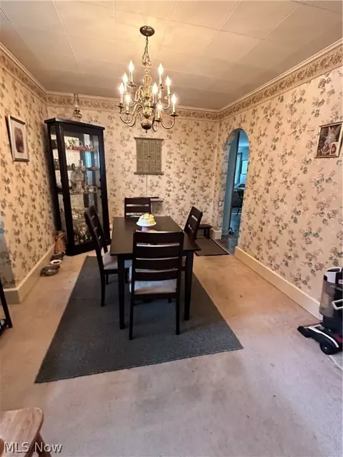 Dining - 4902 Strong Ave, Ashtabula, OH 44004 photo 1 of 1