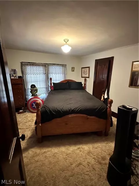 Bedroom - 4902 Strong Ave, Ashtabula, OH 44004 photo 3 of 4