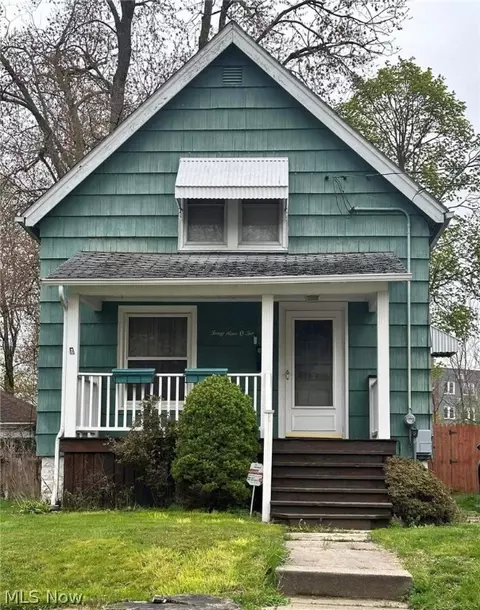 Exterior - 4902 Strong Ave, Ashtabula, OH 44004 photo 1 of 9