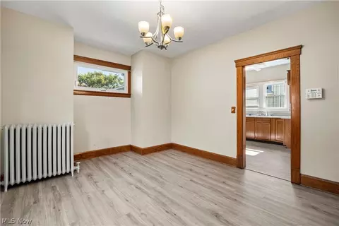 400 Kenyon Ave, Elyria, OH 44035 photo 13