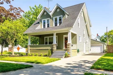 400 Kenyon Ave, Elyria, OH 44035 photo 2