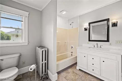 400 Kenyon Ave, Elyria, OH 44035 photo 22