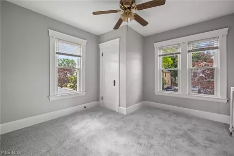 400 Kenyon Ave, Elyria, OH 44035 photo 23