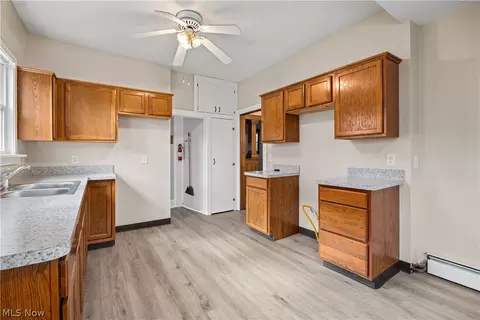 400 Kenyon Ave, Elyria, OH 44035 photo 19
