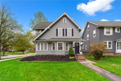 2577 Ashton Rd, Cleveland Heights, OH 44118