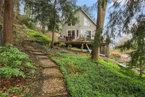 Exterior - 2655 Dodd Rd, Willoughby Hills, OH 44094 photo 4 of 4