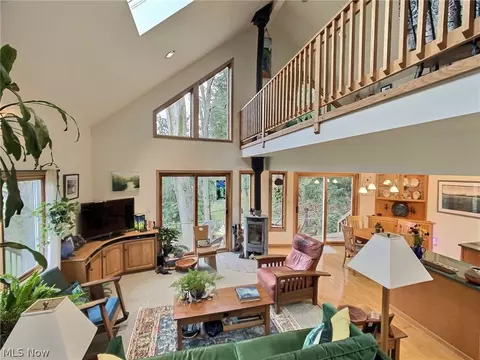 Living - 2655 Dodd Rd, Willoughby Hills, OH 44094 photo 1 of 1