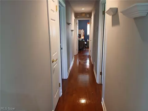 Entry Way - 13872 Patch Rd, Burton, OH 44021 photo 1 of 1