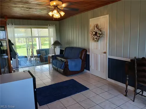 Exterior - 13872 Patch Rd, Burton, OH 44021 photo 2 of 6