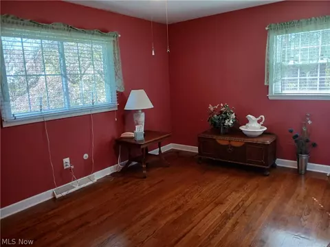 Bedroom - 13872 Patch Rd, Burton, OH 44021 photo 2 of 3