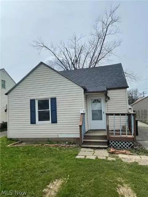 4308 W 56th St, Cleveland, OH 44144