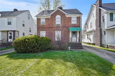 2188 Cranston Rd, University Heights, OH 44118