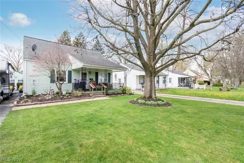 4020 Stratmore Ave, Youngstown, OH 44511