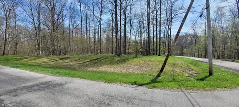 1313 Brandy Ln, West Salem, OH 44287