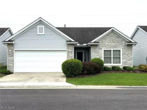 140 Bears Paw Dr, Elyria, OH 44035