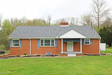 401 Washington Pike, Wellsburg, WV 26070