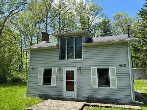 400 Grandview Rd, Lake Milton, OH 44429