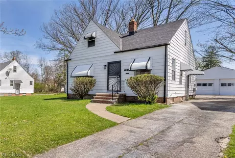 Exterior - 5437 Grasmere Ave, Maple Heights, OH 44137 photo 3 of 10
