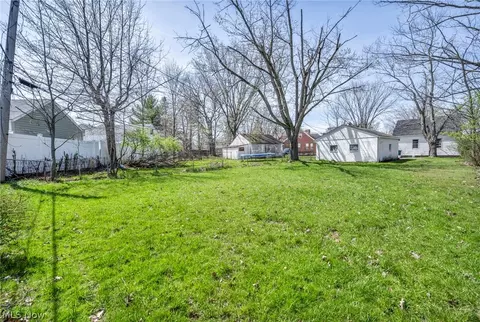 View/Area - 5437 Grasmere Ave, Maple Heights, OH 44137 photo 1 of 1