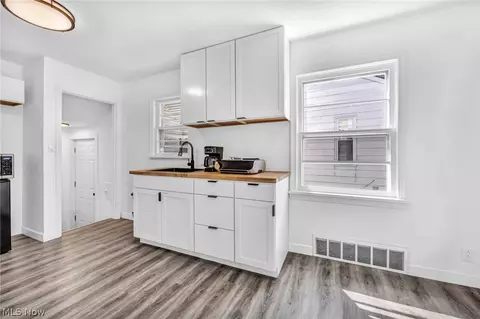 Kitchen - 5437 Grasmere Ave, Maple Heights, OH 44137 photo 1 of 3