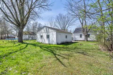 Exterior - 5437 Grasmere Ave, Maple Heights, OH 44137 photo 7 of 10