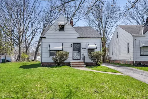 Exterior - 5437 Grasmere Ave, Maple Heights, OH 44137 photo 2 of 10