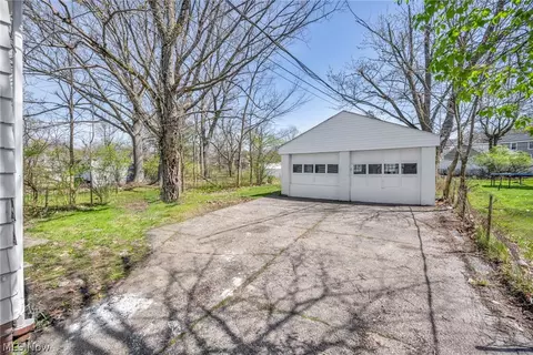 Exterior - 5437 Grasmere Ave, Maple Heights, OH 44137 photo 10 of 10