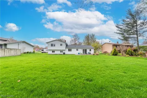 Exterior - 6120 Brambleside Ln, Mentor, OH 44060 photo 13 of 13